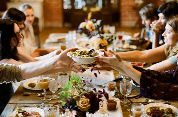 The Newlywed's Guide to Navigating the Holidays via Loverly - Fairly Southern