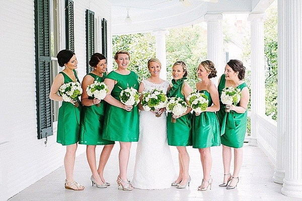 Preppy and Classic Kelly Green Wedding - Fairly Southern