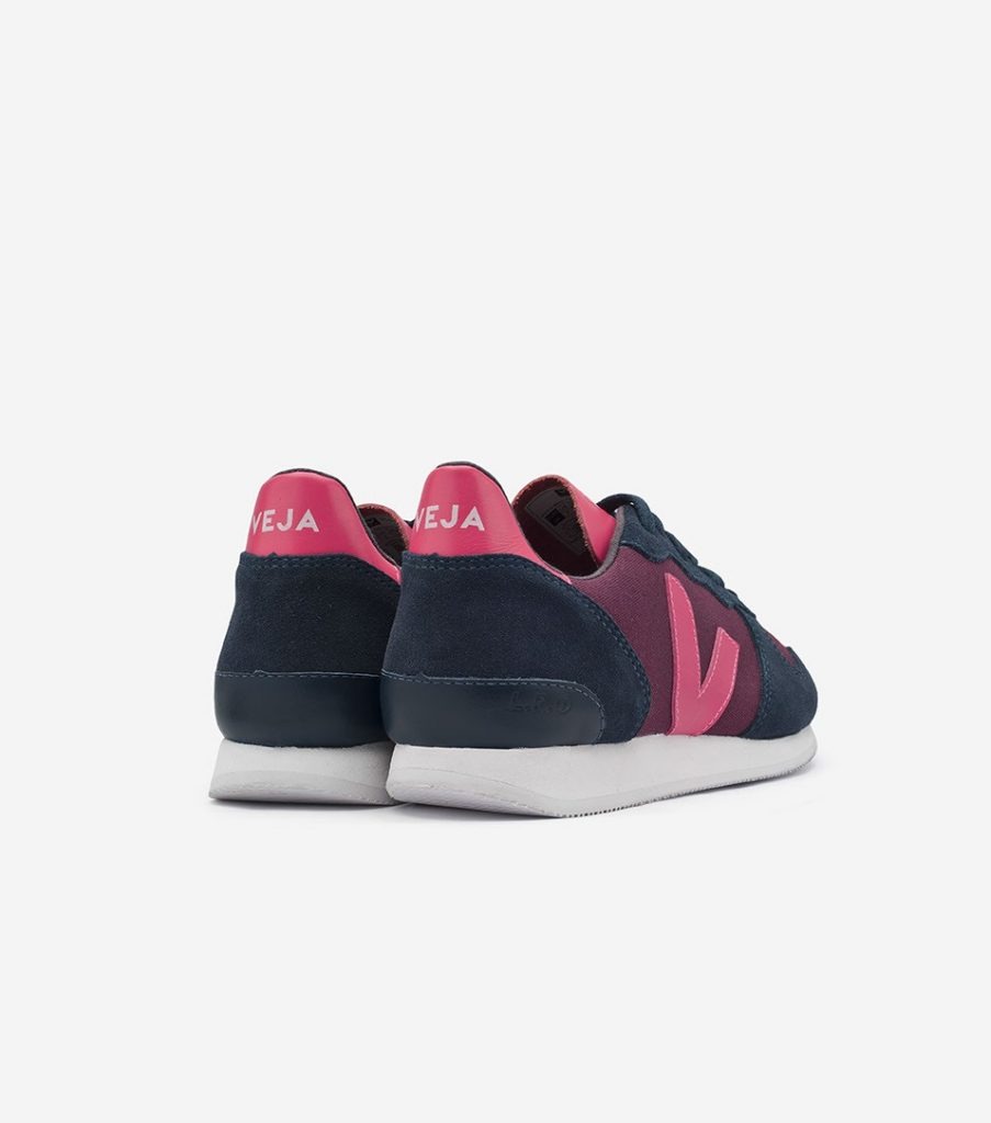Veja Holiday Low Top Groseille Nautico Rose Fluo Fair Trade Sneakers | Fairly Southern