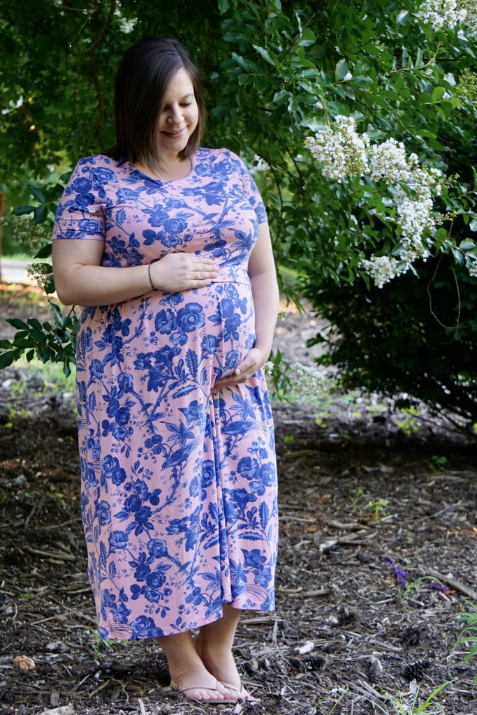 Ethical & Sustainable Maternity Fashion with Poshmark Stylist Christie Barker | Fairly Southern